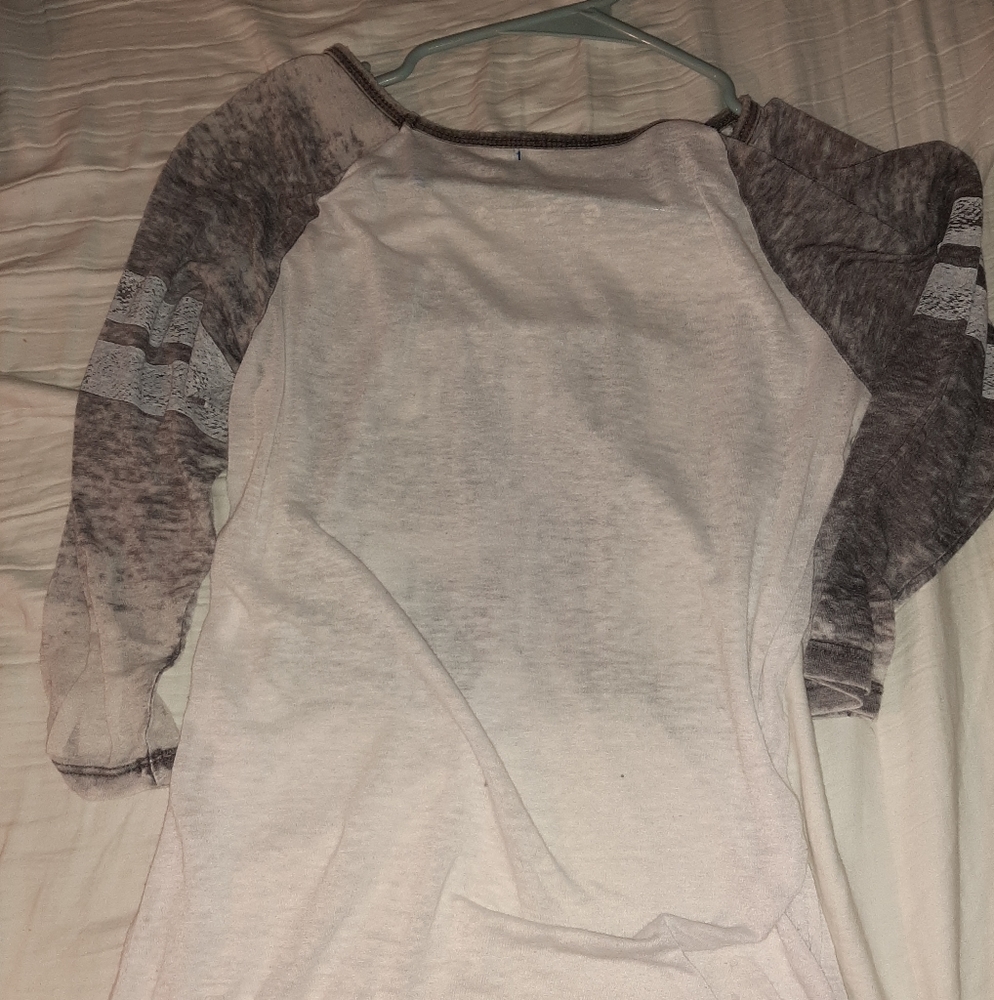 White N gray mesh shirt